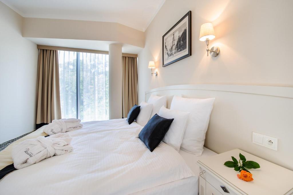 Hotel Trzebnica Hotel 4*